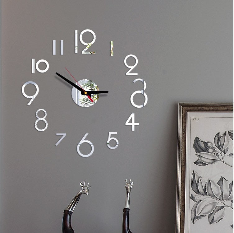 Mini Home Wall Clock - Delightful Decor